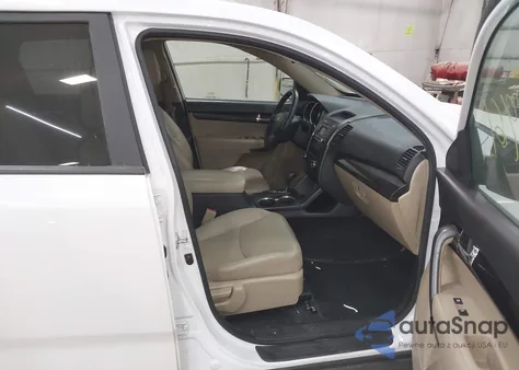 2011 Kia Sorento Ex V6 из США, поврежденный, VIN 5XYKUDA22BG033776